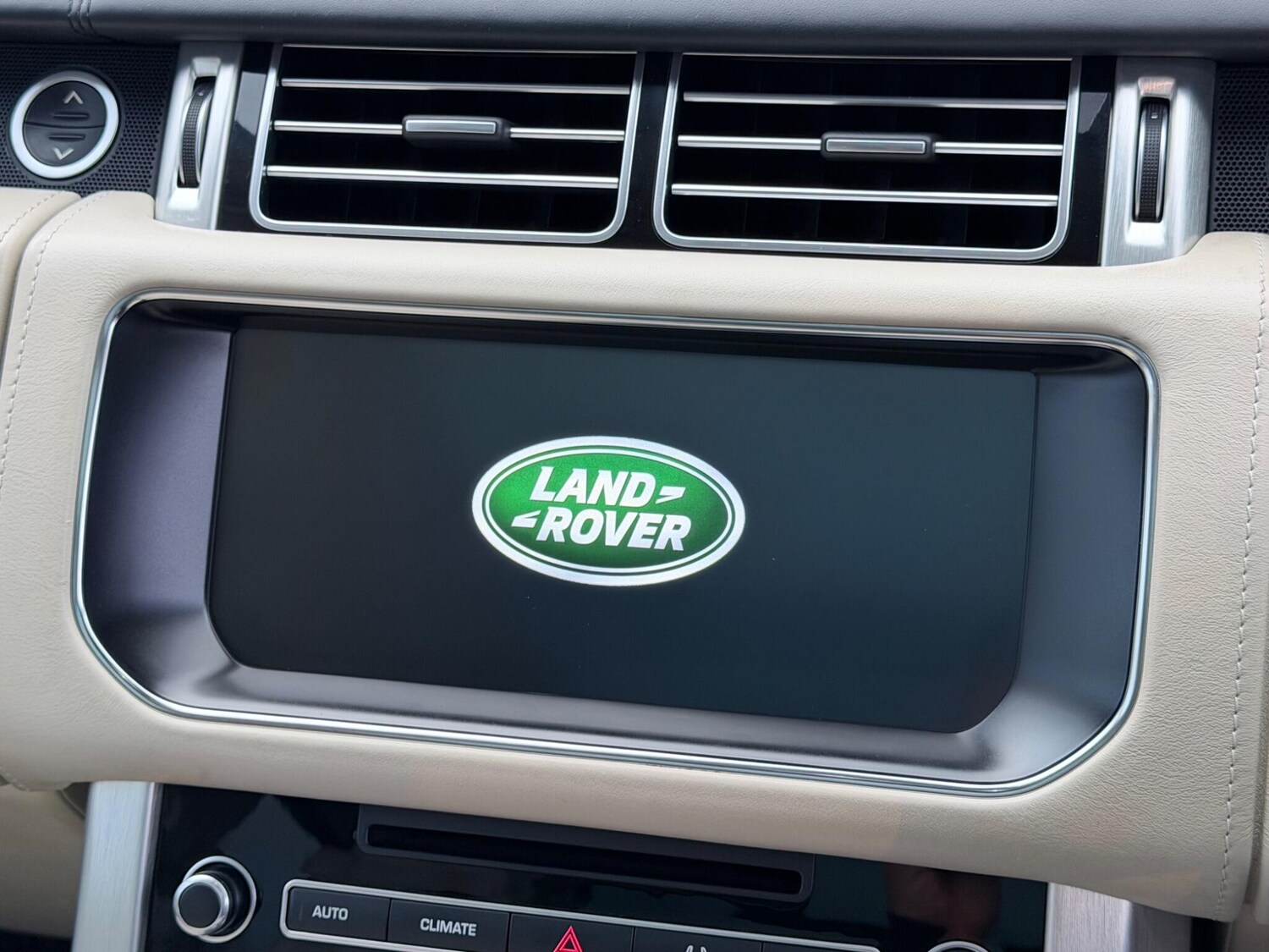 Used Land Rover Range Rover 2017 for sale - 77695830: Photo 45