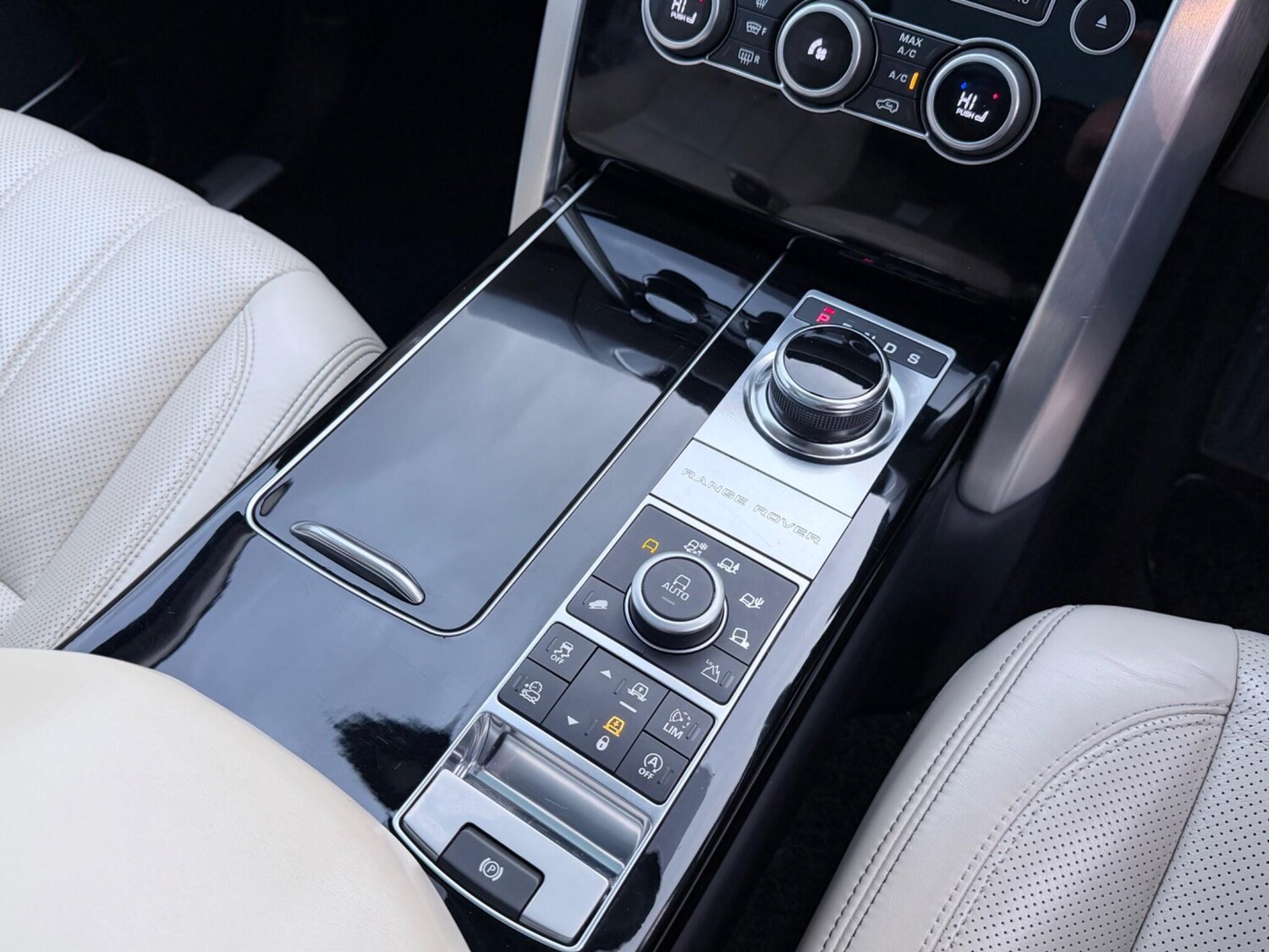 Used Land Rover Range Rover 2017 for sale - 77695830: Photo 51