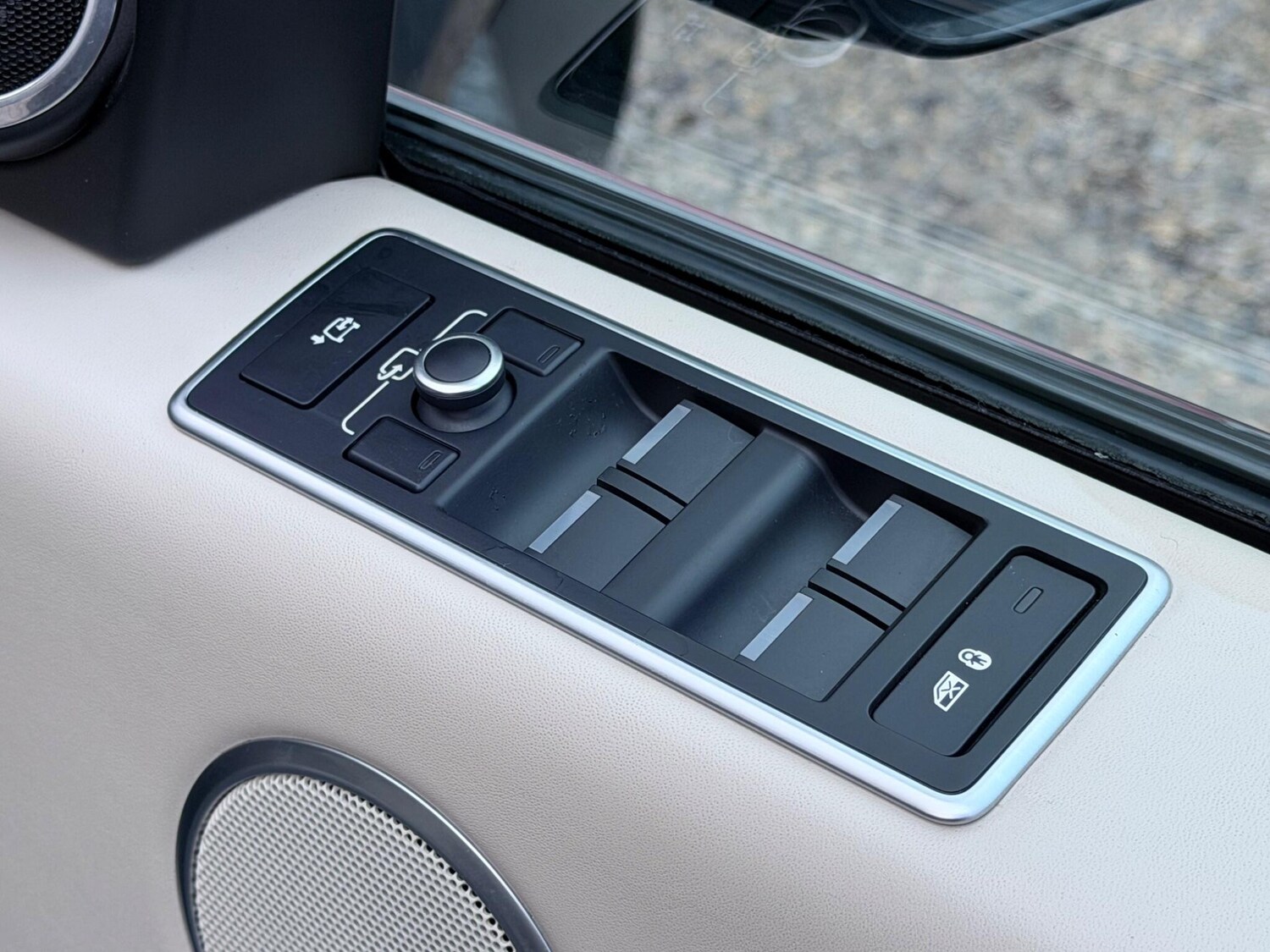 Used Land Rover Range Rover 2017 for sale - 77695830: Photo 54