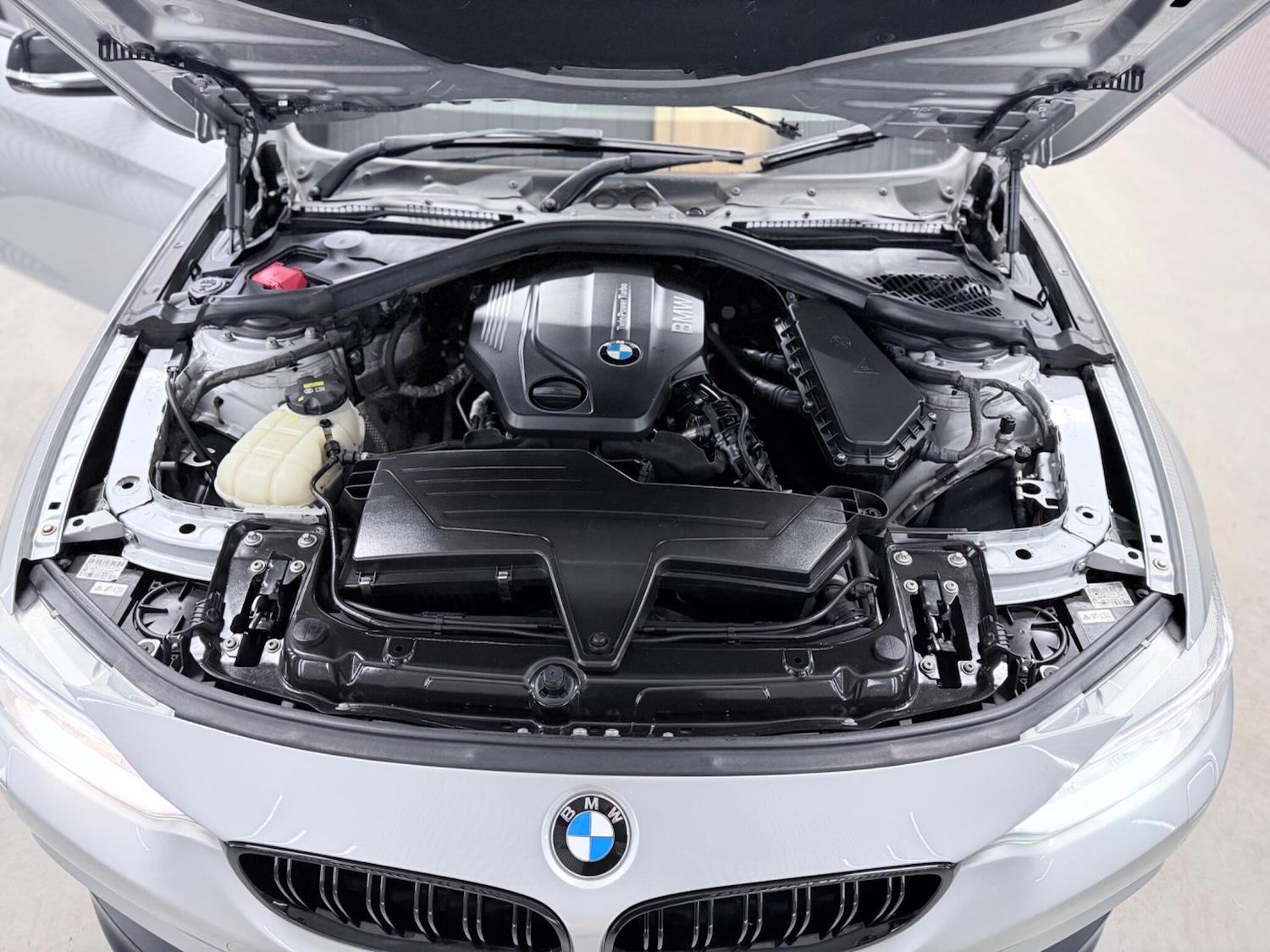 Used BMW 4 Series 2015 for sale - 77143294: Photo 46