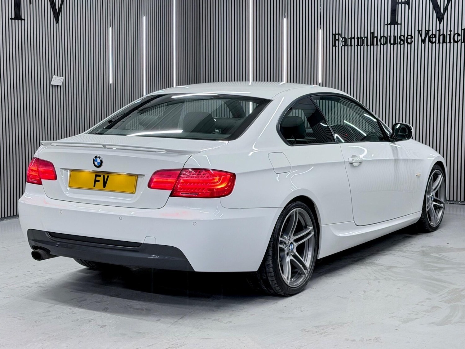Used BMW 3 Series 2011 for sale - 77898584: Photo 12