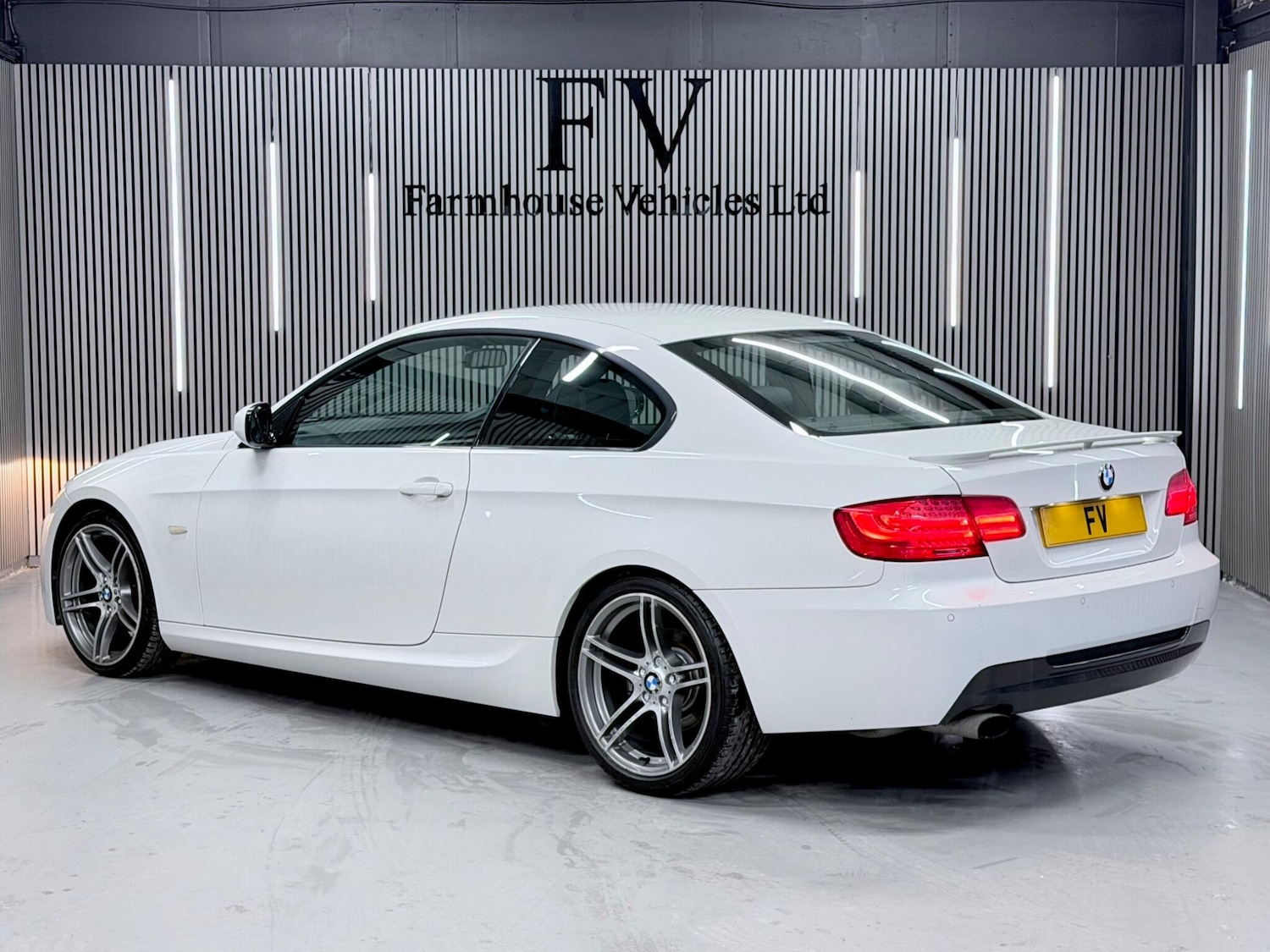 Used BMW 3 Series 2011 for sale - 77898584: Photo 5