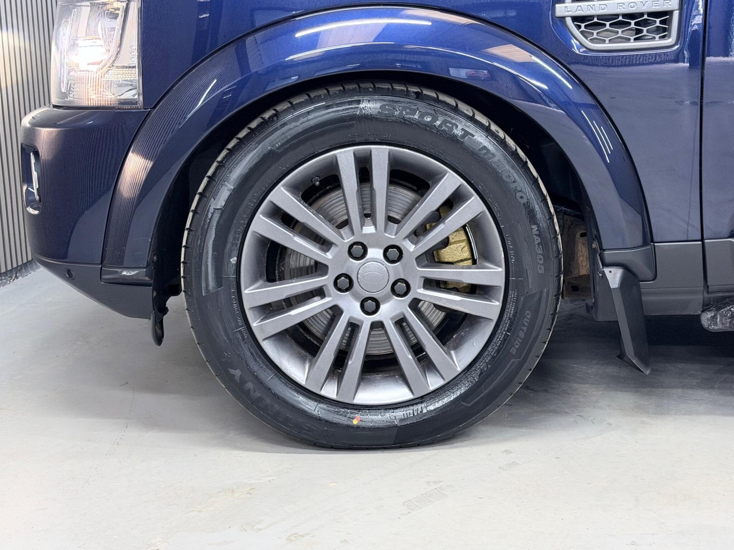 Used Land Rover Discovery 2014 for sale - 77597795: Photo 12