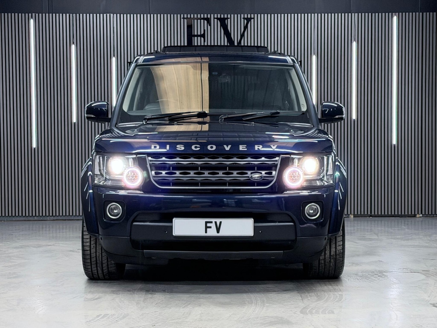 Used Land Rover Discovery 2014 for sale - 77597795: Photo 2