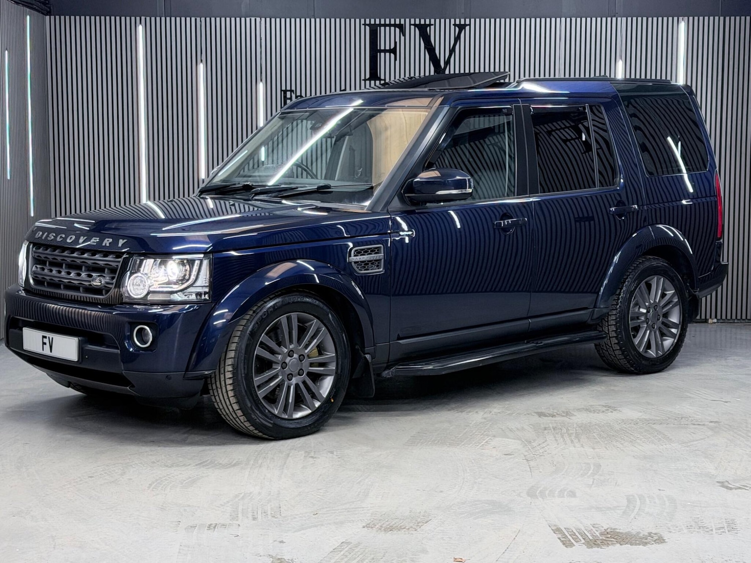 Used Land Rover Discovery 2014 for sale - 77597795: Photo 3