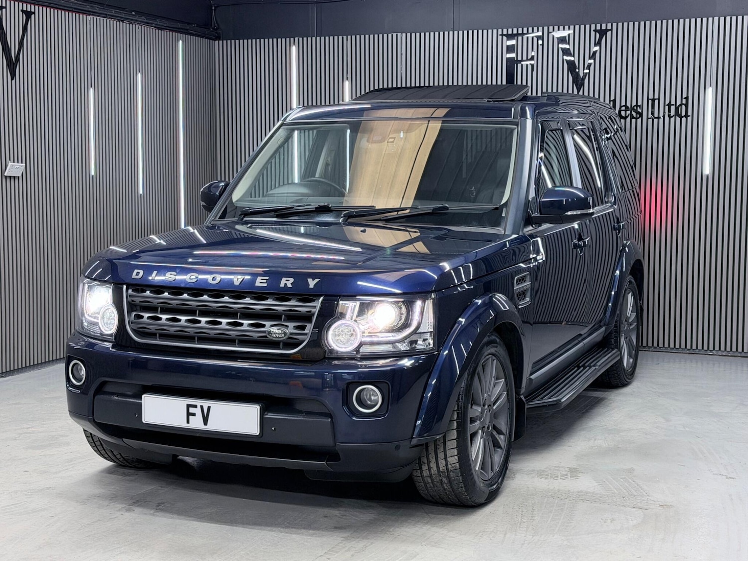 Used Land Rover Discovery 2014 for sale - 77597795: Photo 4