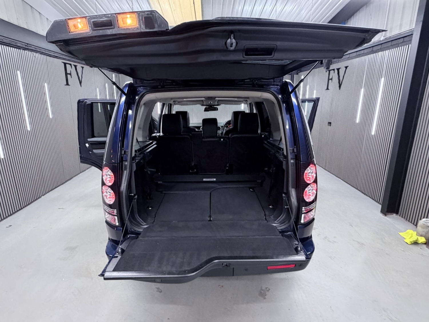 Used Land Rover Discovery 2014 for sale - 77597795: Photo 46