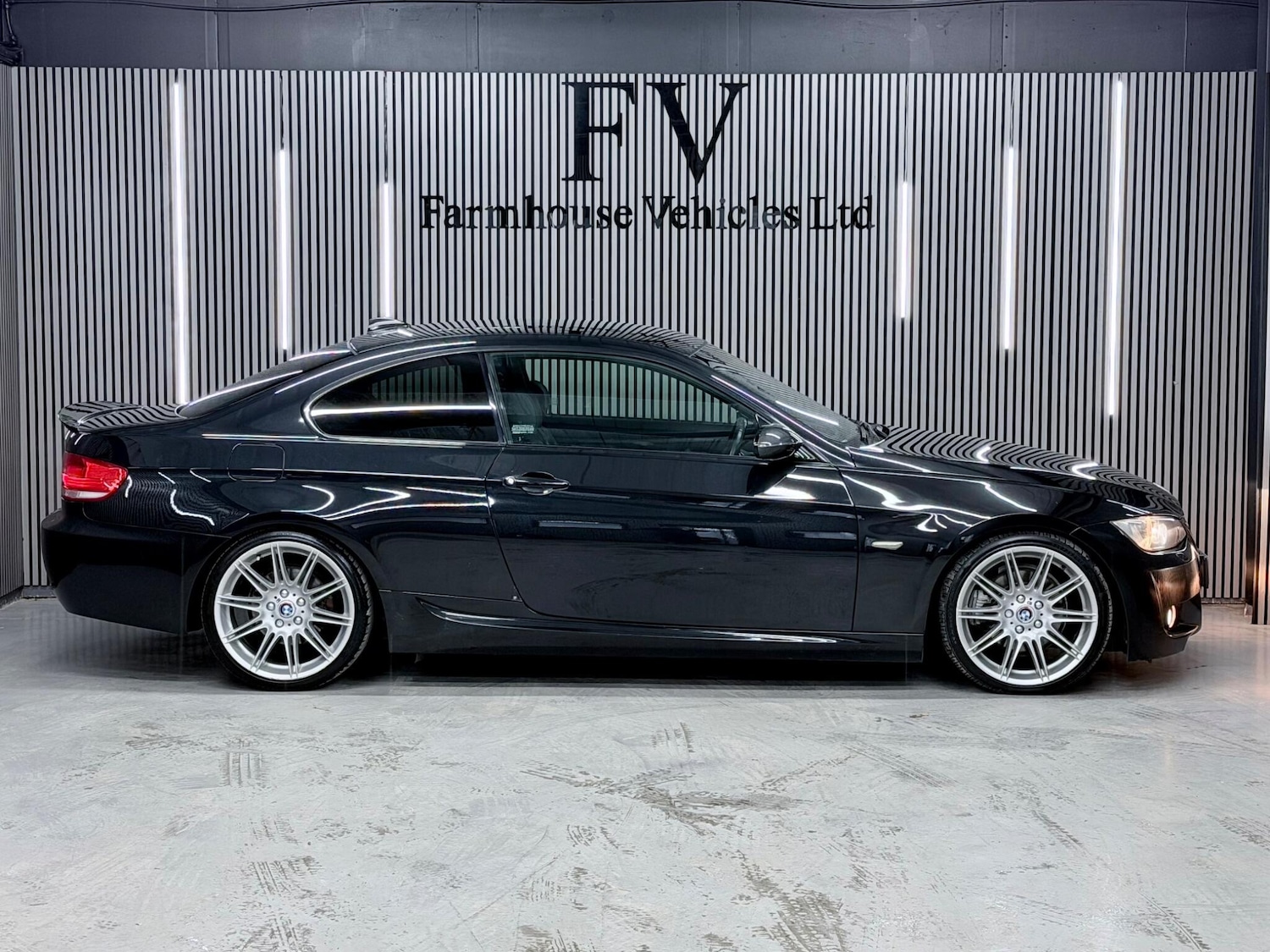 Used BMW 3 Series 2009 for sale - 78072551: Photo 2