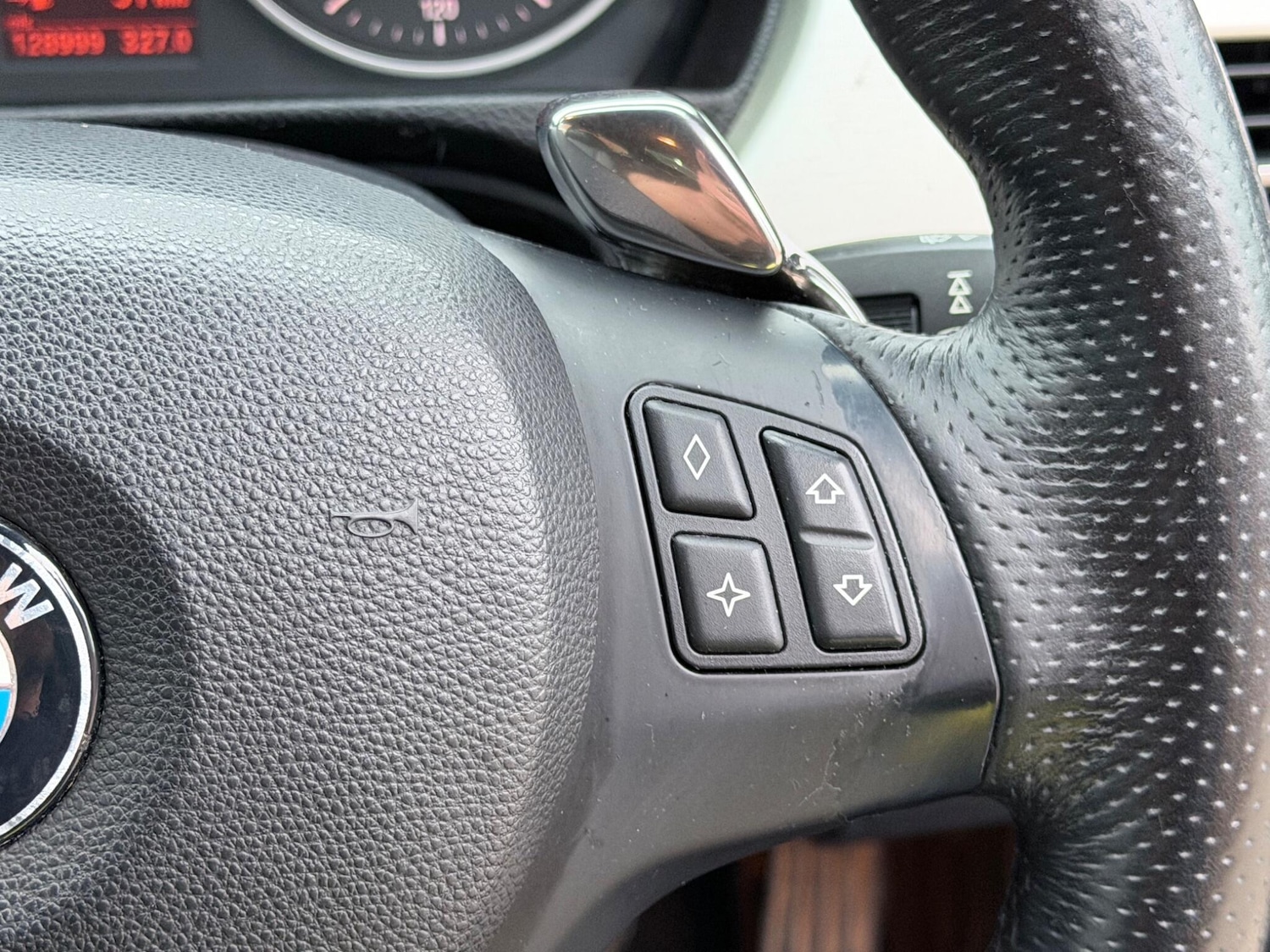 Used BMW 3 Series 2009 for sale - 78072551: Photo 40