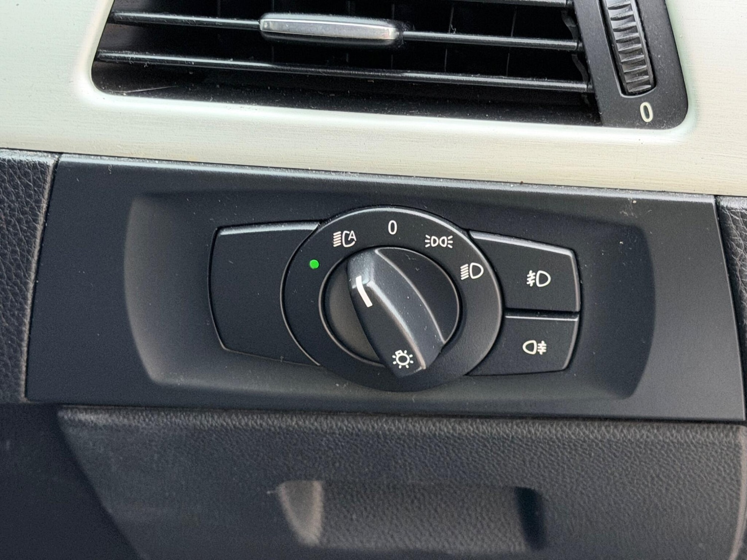 Used BMW 3 Series 2009 for sale - 78072551: Photo 41