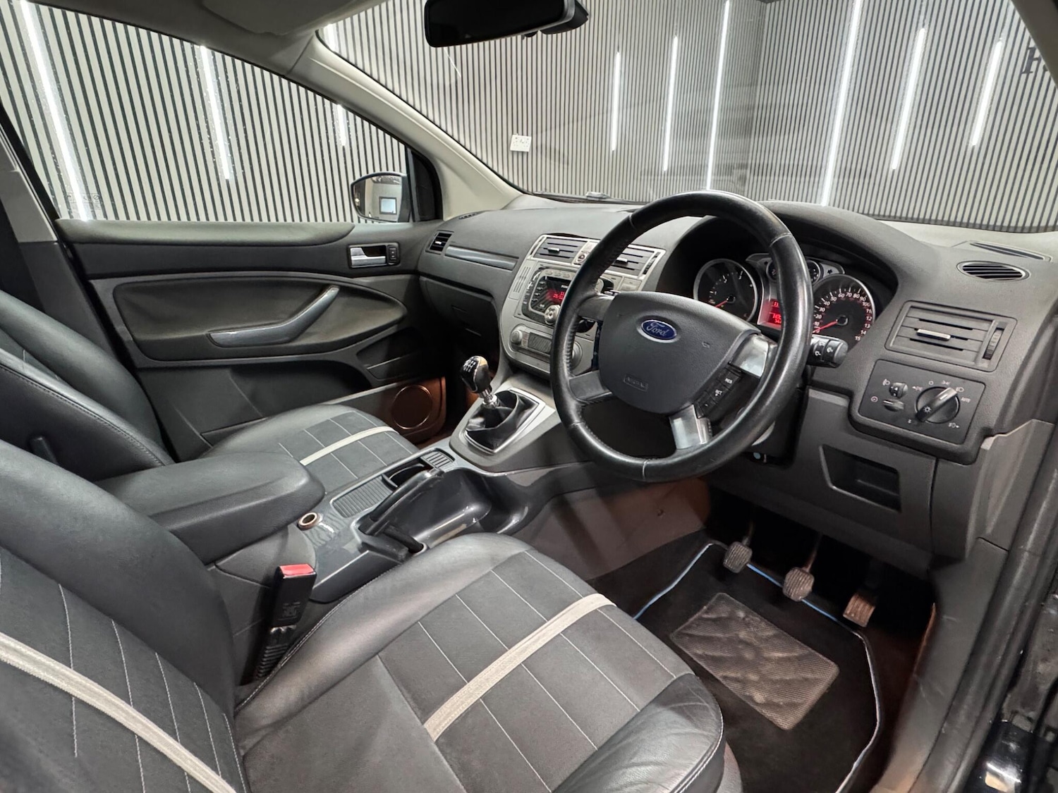 Used Ford Kuga 2012 for sale - 77114174: Photo 14