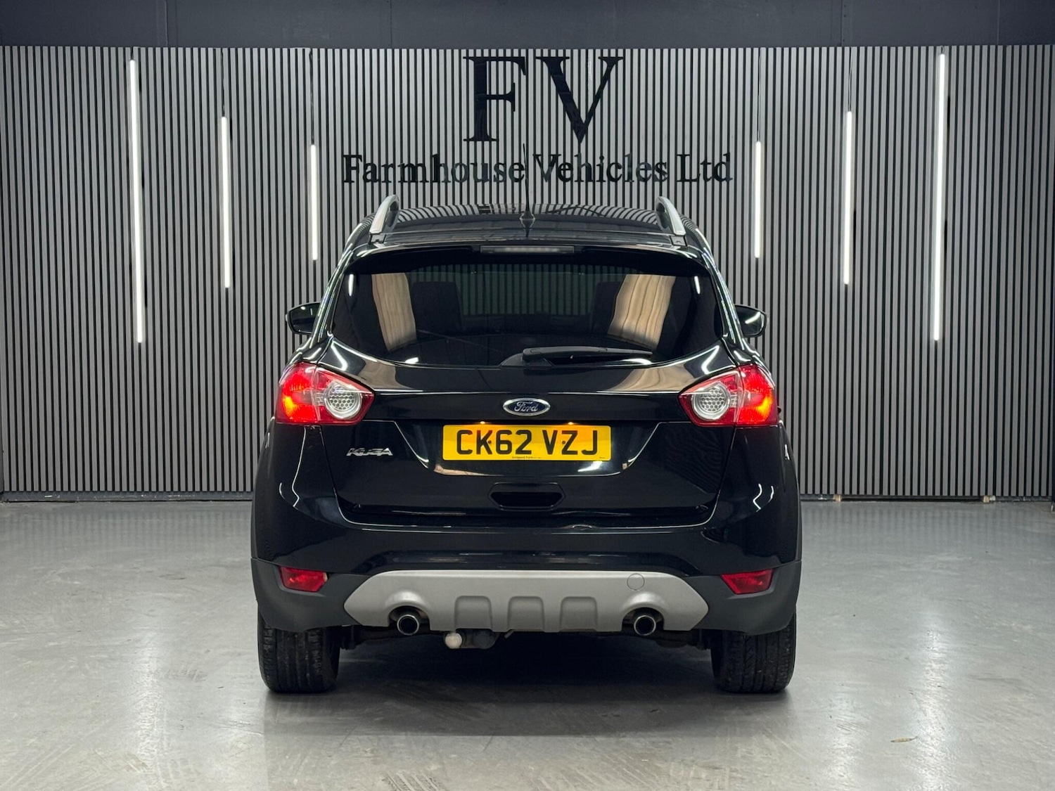 Used Ford Kuga 2012 for sale - 77114174: Photo 4