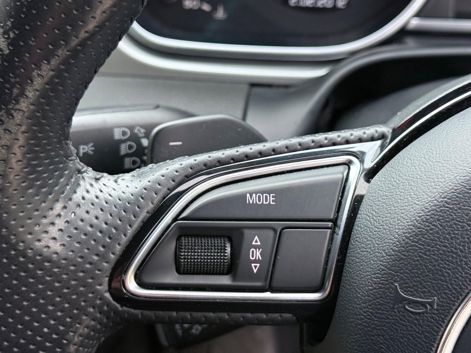 Used Audi Q7 2013 for sale - 77982716: Photo 40