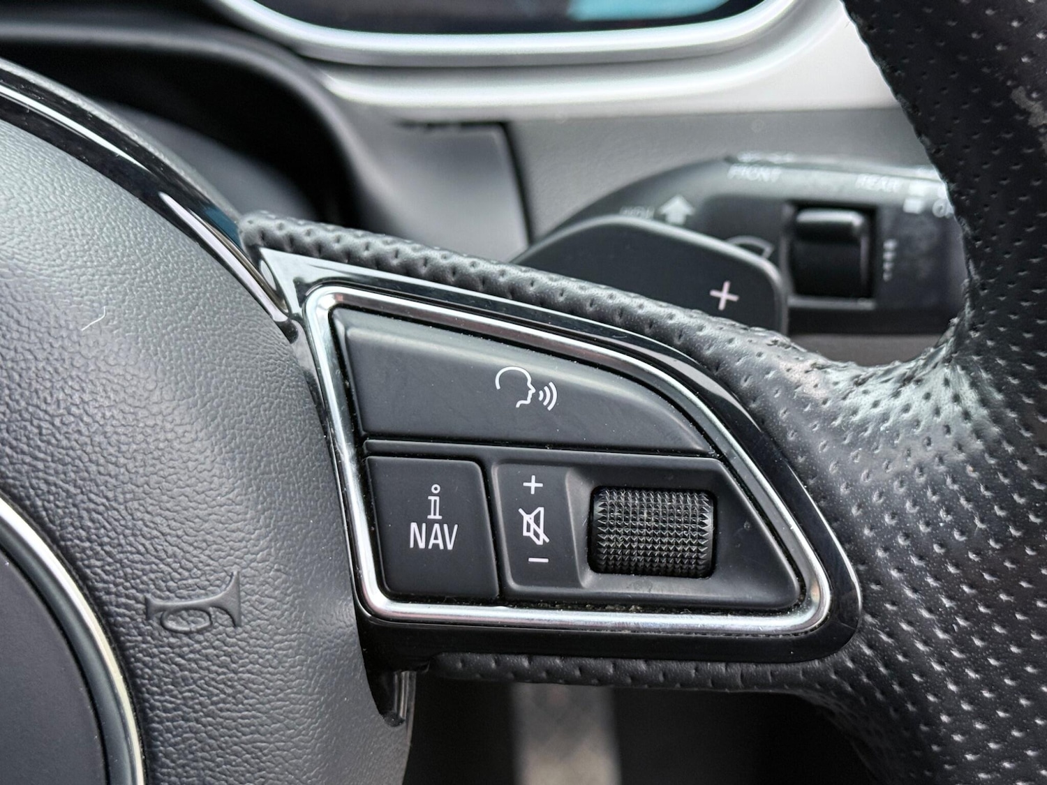 Used Audi Q7 2013 for sale - 77982716: Photo 41