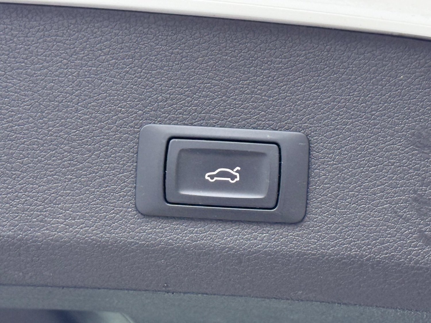 Used Audi Q7 2013 for sale - 77982716: Photo 44