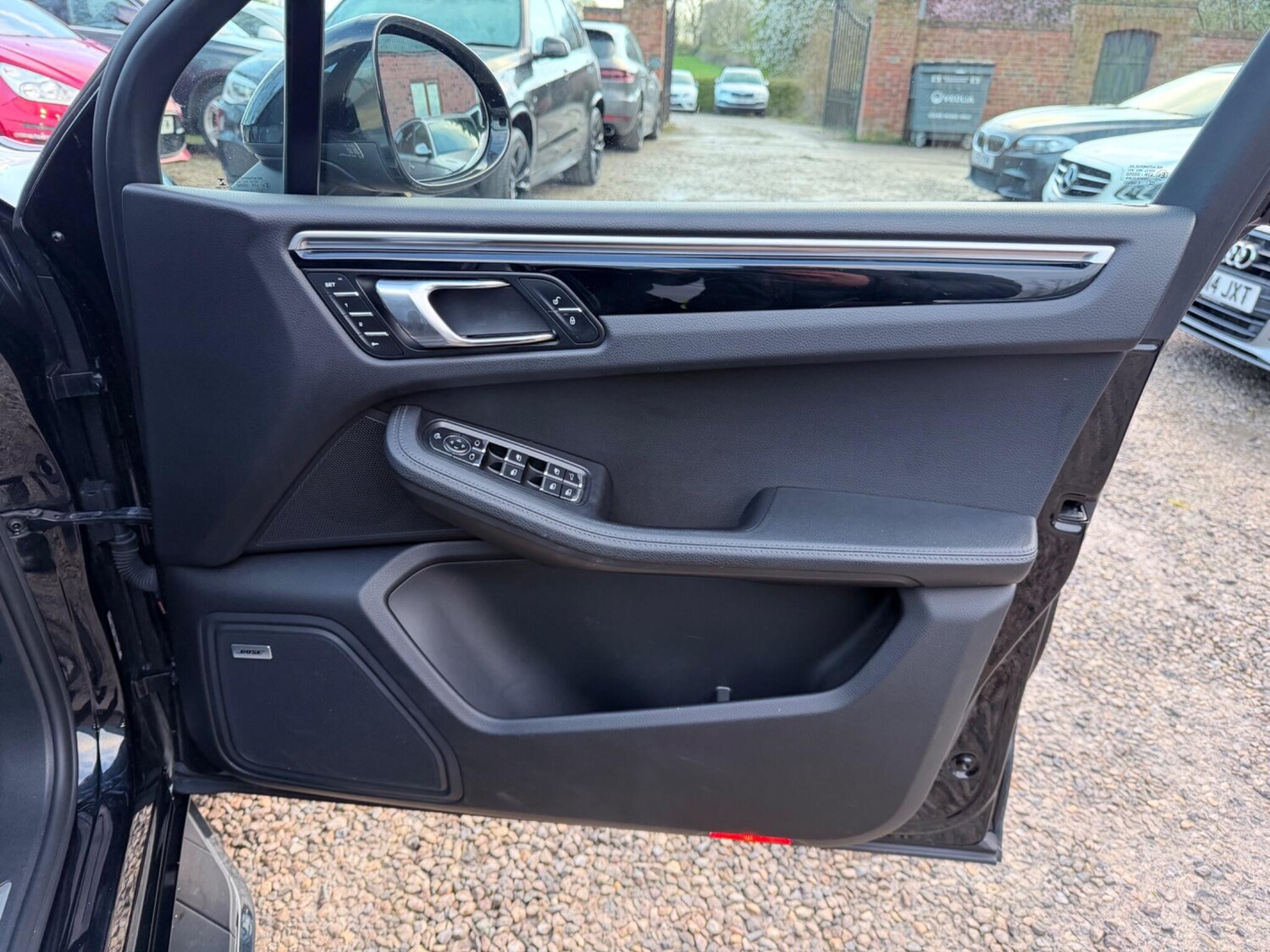 Used Porsche Macan 2016 for sale - 78062904: Photo 44