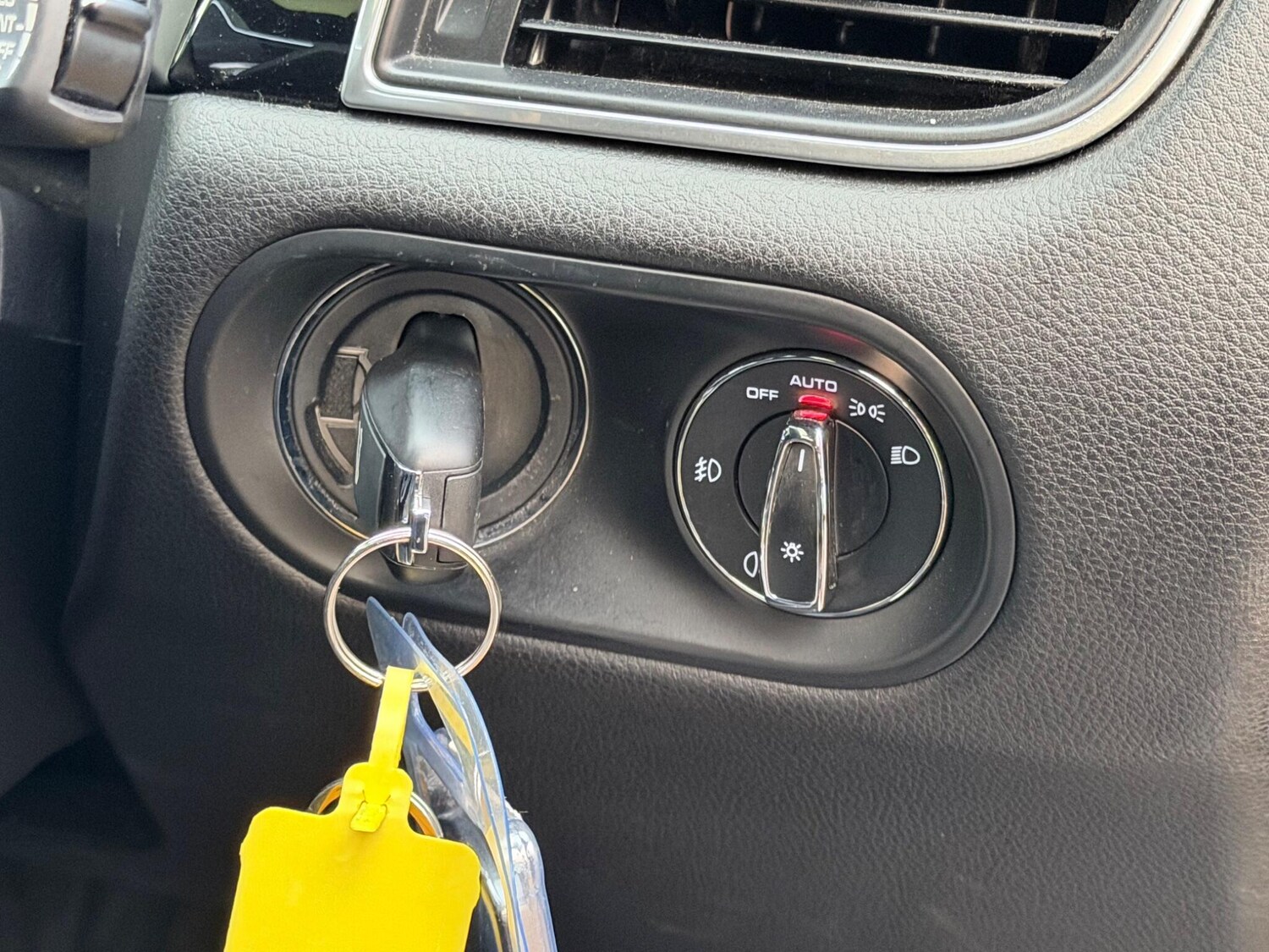 Used Porsche Macan 2016 for sale - 78062904: Photo 55