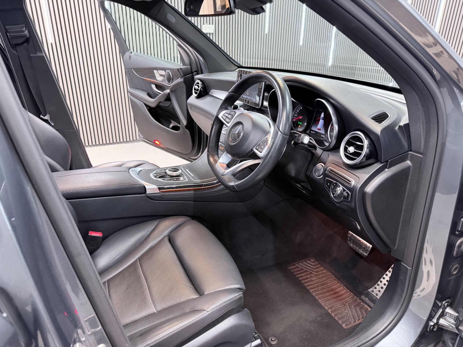 Used Mercedes-Benz GLC 2018 for sale - 78185346: Photo 24