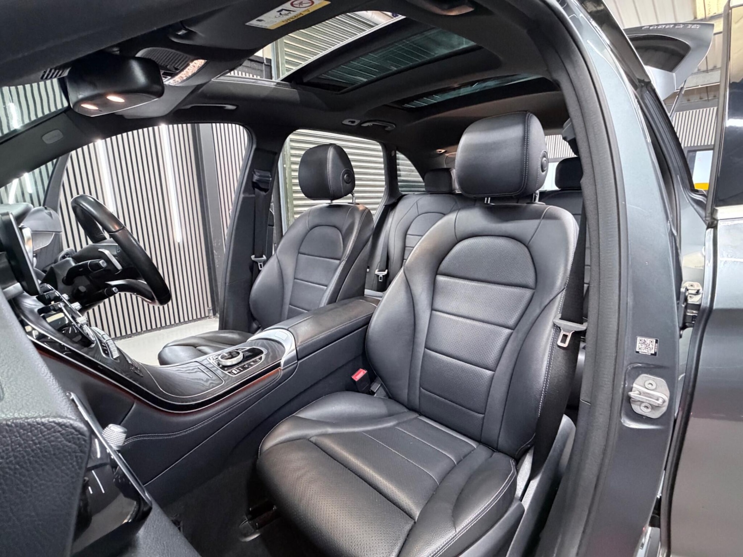 Used Mercedes-Benz GLC 2018 for sale - 78185346: Photo 27