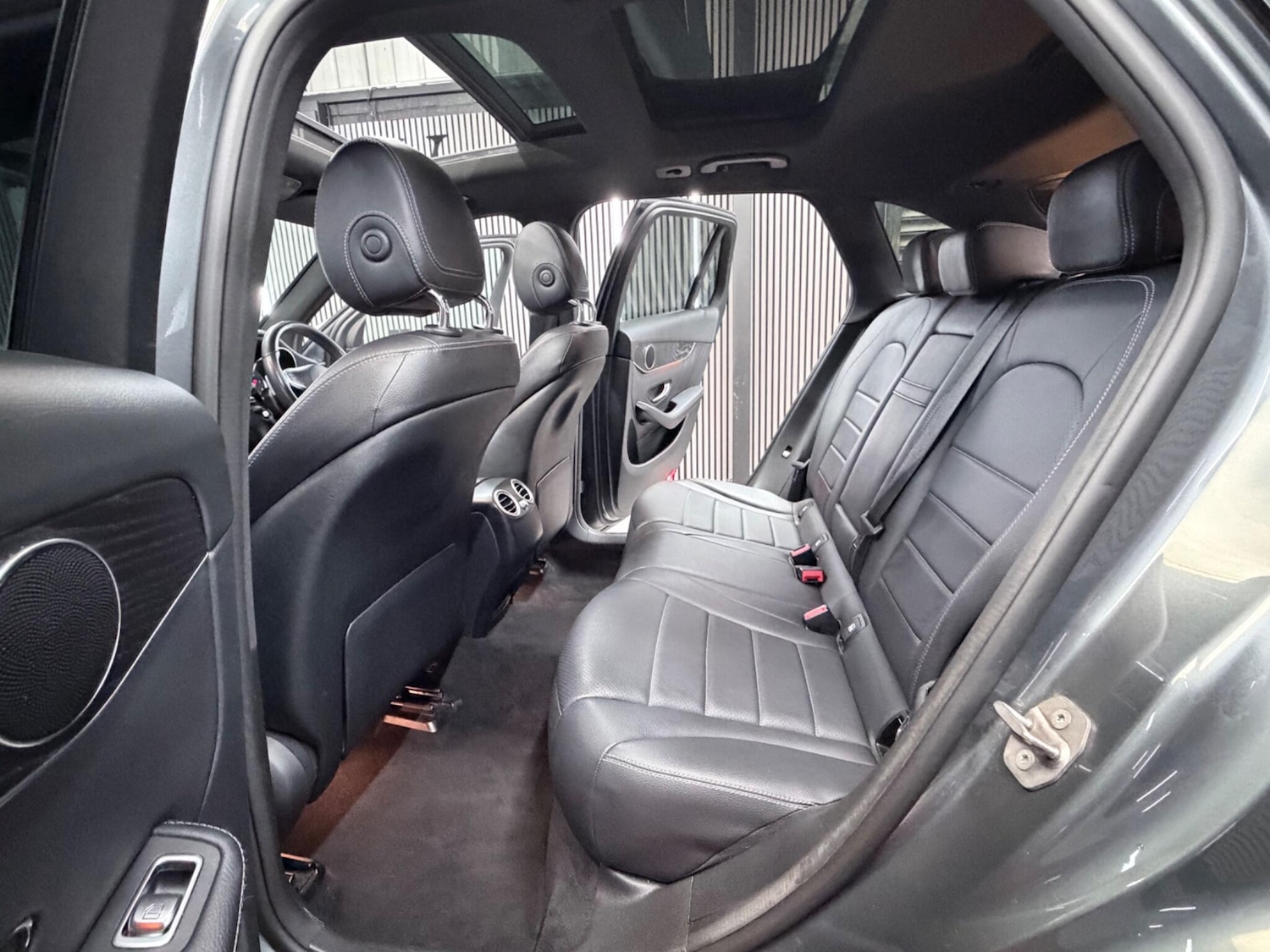 Used Mercedes-Benz GLC 2018 for sale - 78185346: Photo 28