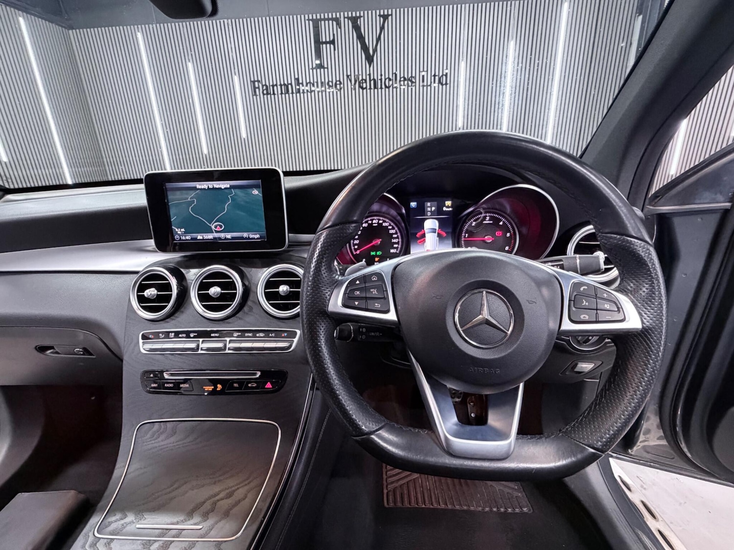 Used Mercedes-Benz GLC 2018 for sale - 78185346: Photo 30