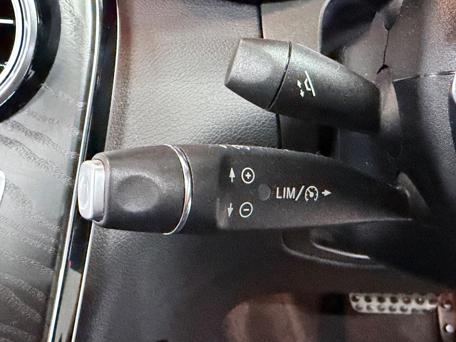 Used Mercedes-Benz GLC 2018 for sale - 78185346: Photo 33