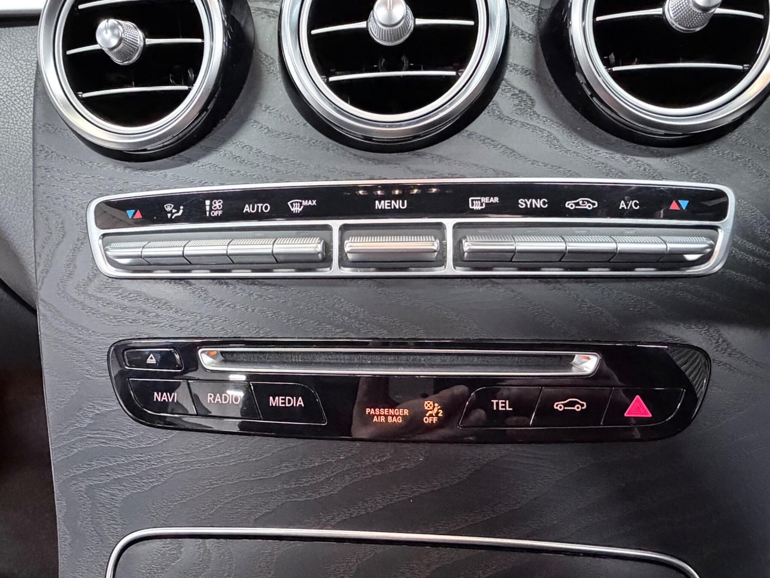 Used Mercedes-Benz GLC 2018 for sale - 78185346: Photo 34