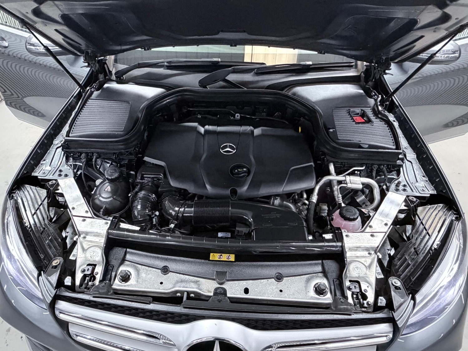 Used Mercedes-Benz GLC 2018 for sale - 78185346: Photo 43