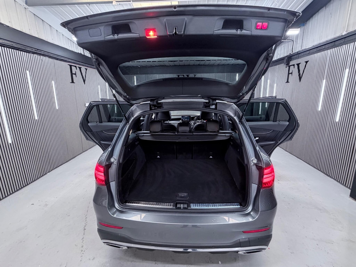 Used Mercedes-Benz GLC 2018 for sale - 78185346: Photo 44