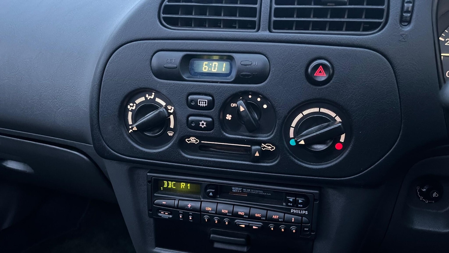 Used Mitsubishi Colt for sale - 77784663: Photo 28