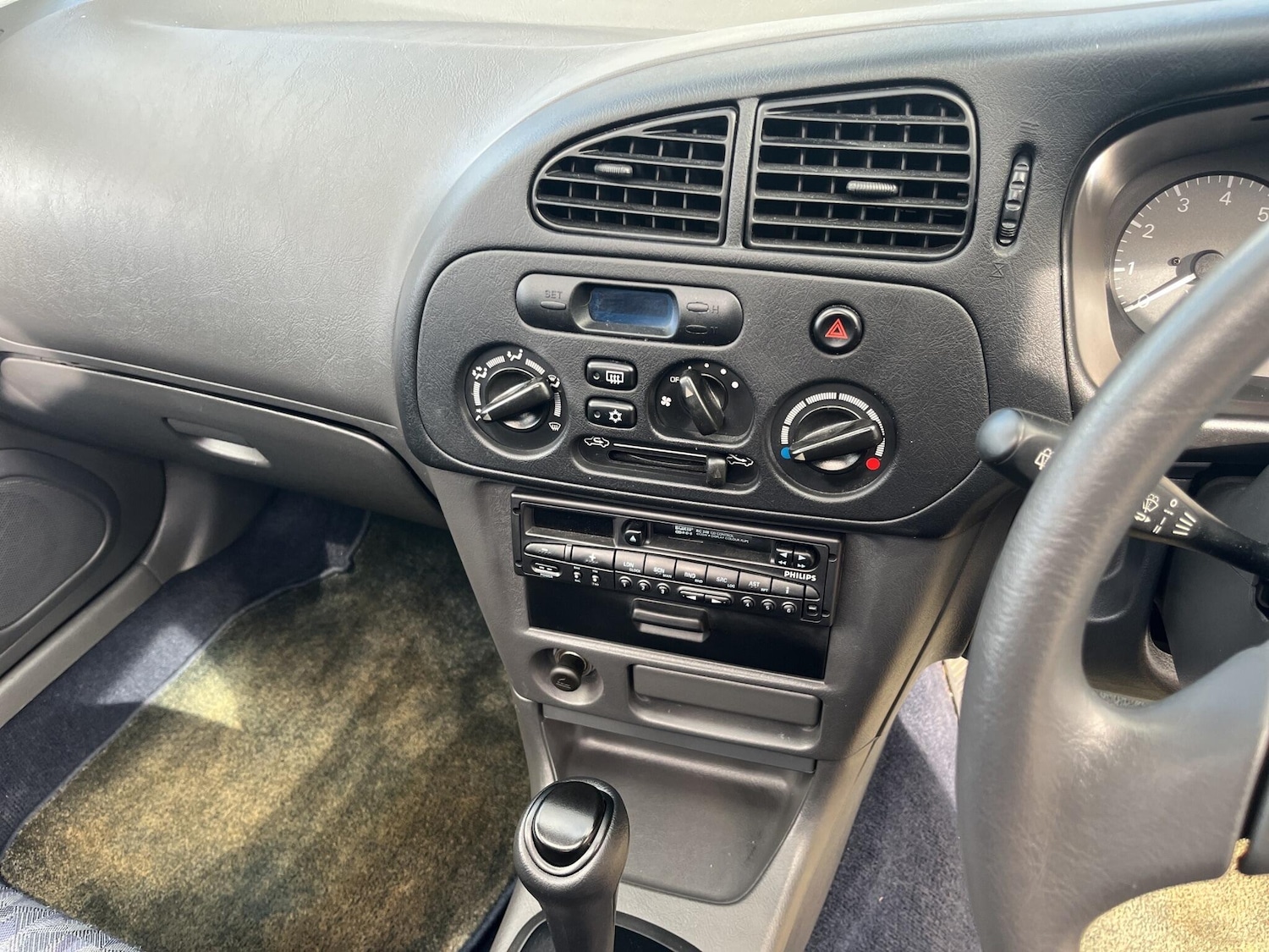 Used Mitsubishi Colt for sale - 77784663: Photo 29