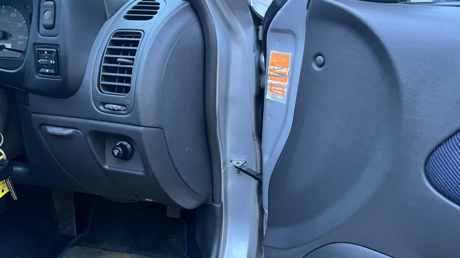 Used Mitsubishi Colt for sale - 77784663: Photo 40