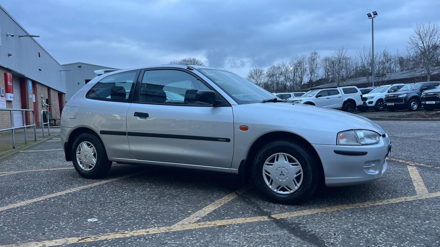 Used Mitsubishi Colt for sale - 77784663: Photo 8
