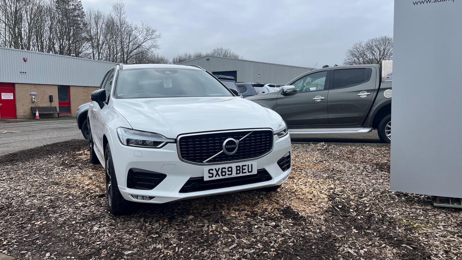 Used Volvo XC60 for sale - 77704651: Photo 2