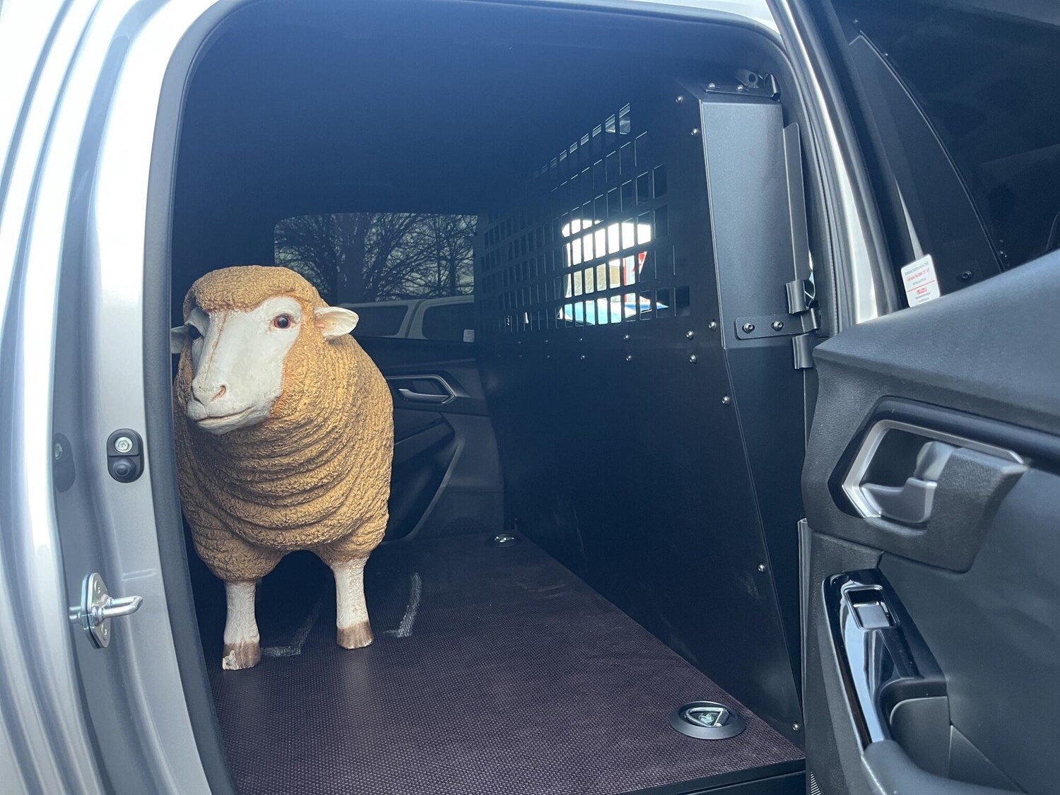 Used Isuzu D-Max for sale - 77645920: Photo 26