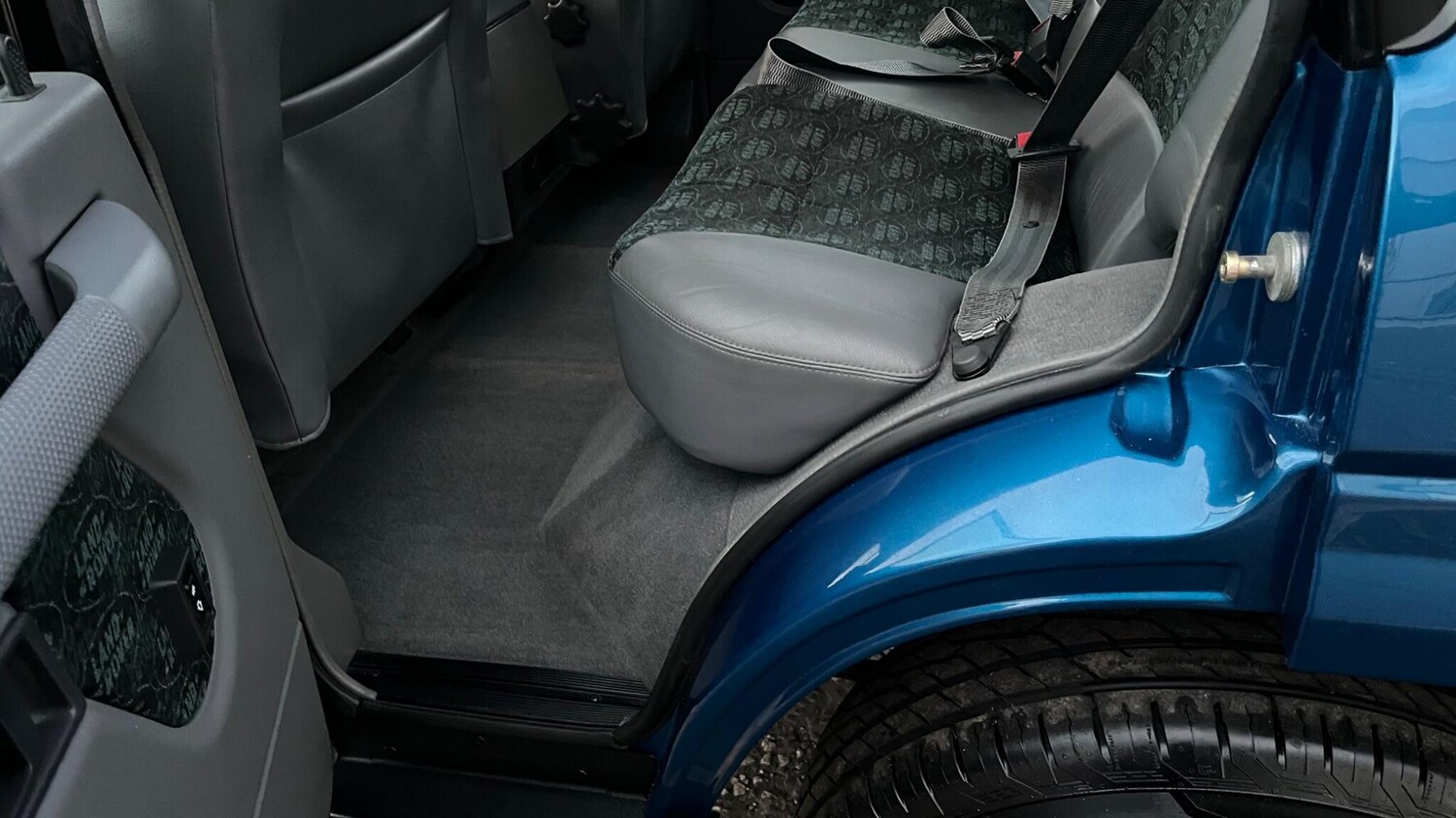 Used Land Rover Discovery for sale - 77852763: Photo 24