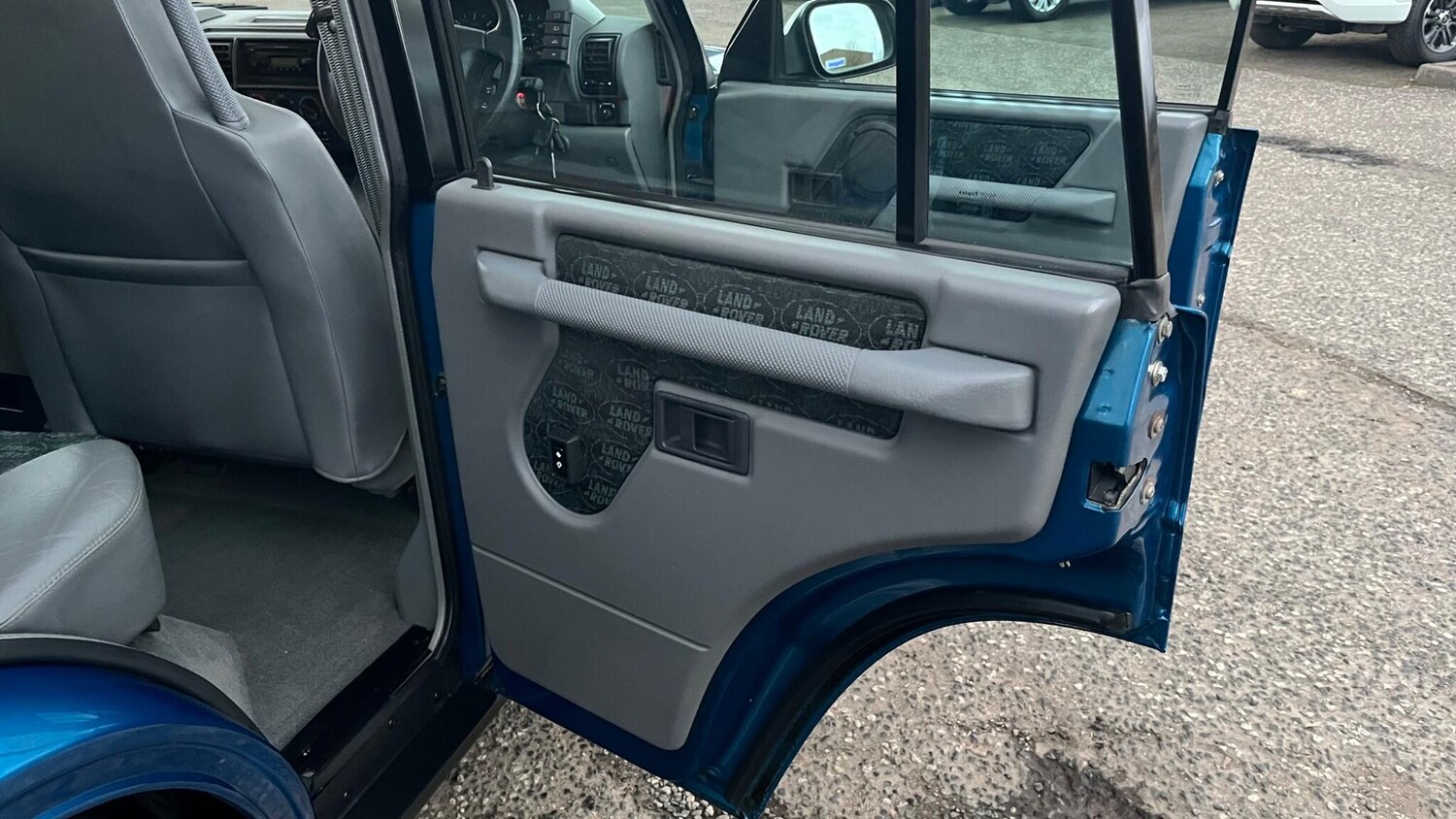 Used Land Rover Discovery for sale - 77852763: Photo 29