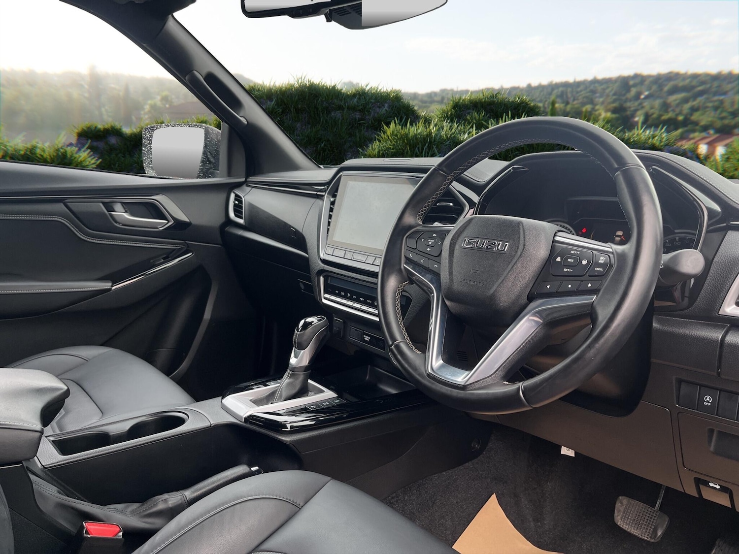 Used Isuzu D-Max 2023 for sale - 77611695: Photo 11