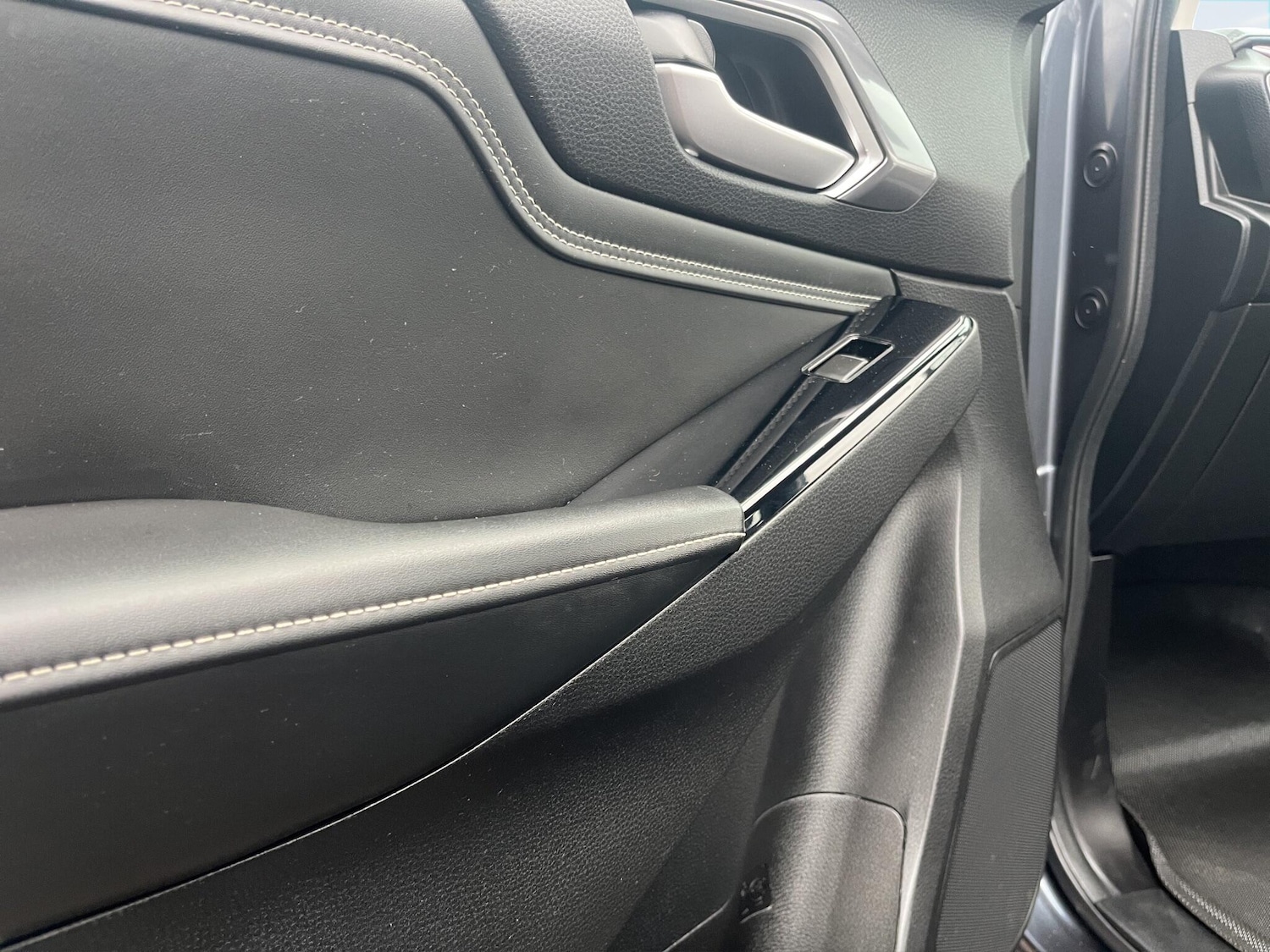 Used Isuzu D-Max 2024 for sale - 77637831: Photo 28