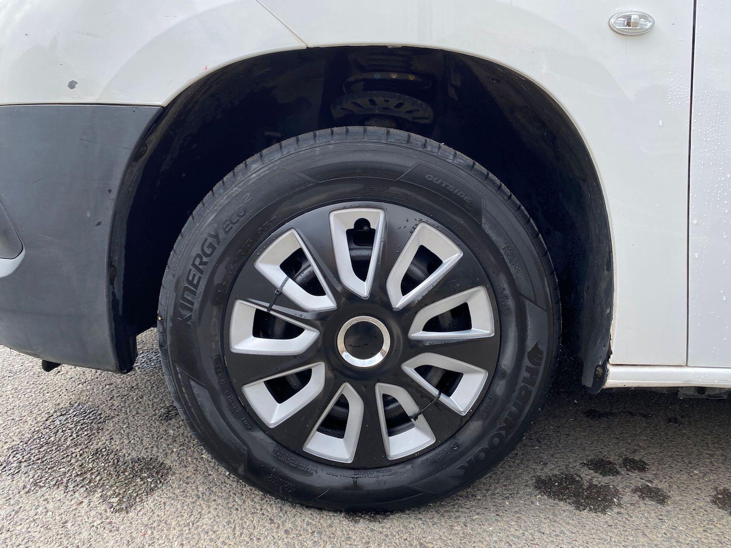 Vehicle 28