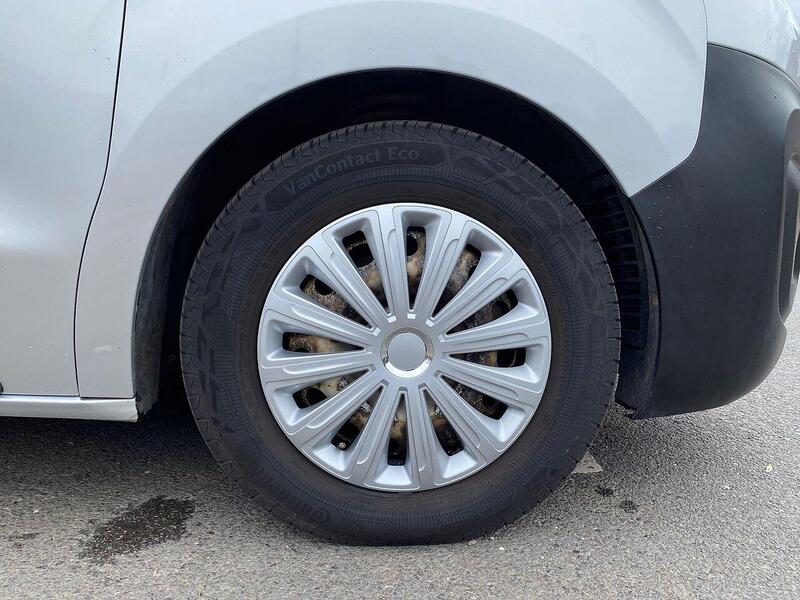 Used Peugeot Expert 2017 for sale - 75981552: Photo 31