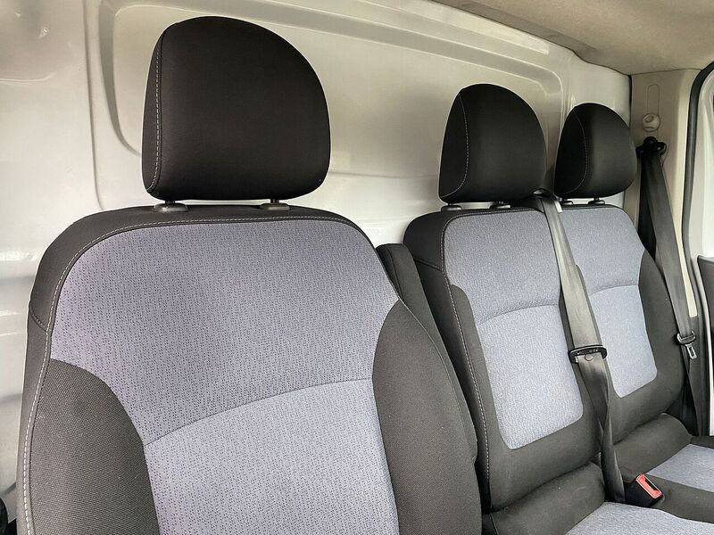 Used Vauxhall Vivaro 2017 for sale - 76547372: Photo 14