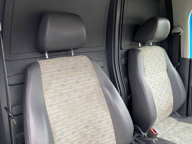 Used Volkswagen Caddy Maxi 2013 for sale - 76547370: Photo 13