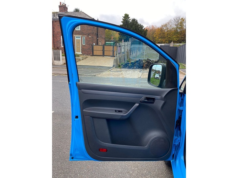 Used Volkswagen Caddy Maxi 2013 for sale - 76547370: Photo 21