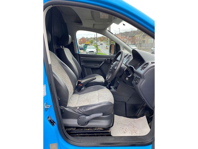 Used Volkswagen Caddy Maxi 2013 for sale - 76547370: Photo 24