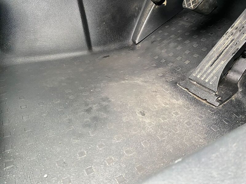 Used Volkswagen Caddy Maxi 2013 for sale - 76547370: Photo 25