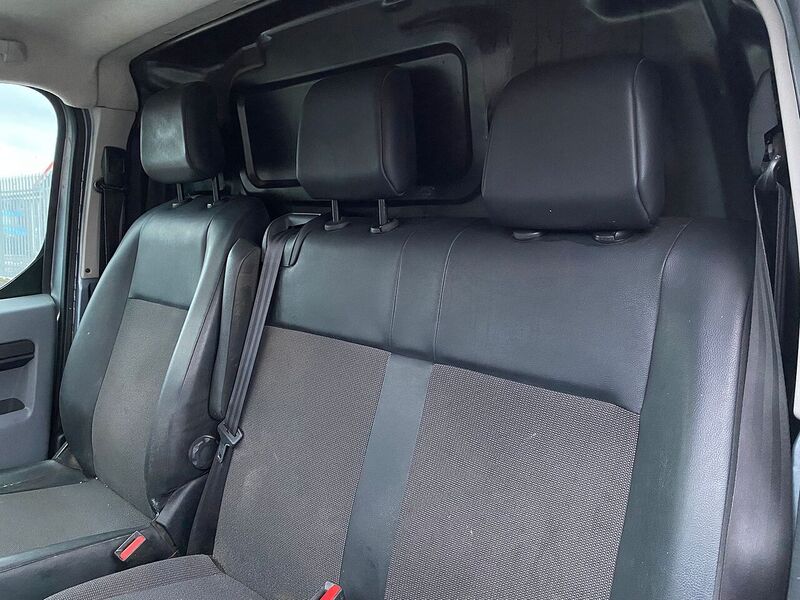 Used Vauxhall Vivaro 2019 for sale - 77172724: Photo 15
