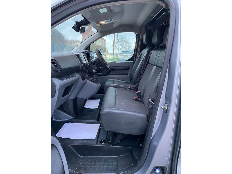 Used Vauxhall Vivaro 2019 for sale - 77172724: Photo 24