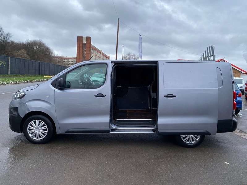 Used Vauxhall Vivaro 2019 for sale - 77172724: Photo 8