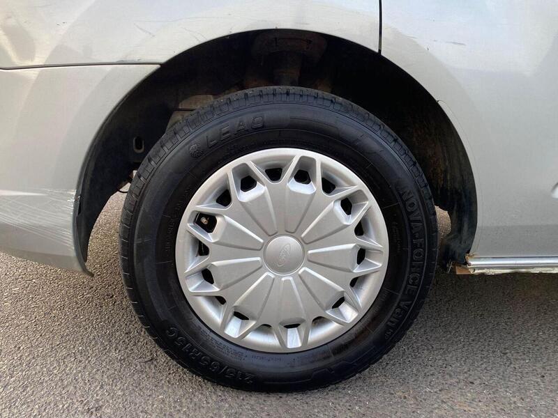 Used Ford Transit Custom 2015 for sale - 76982535: Photo 33